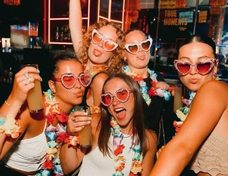 Málaga: Pub Crawl Málaga Madness - What the Málaga pub crawl actually offers