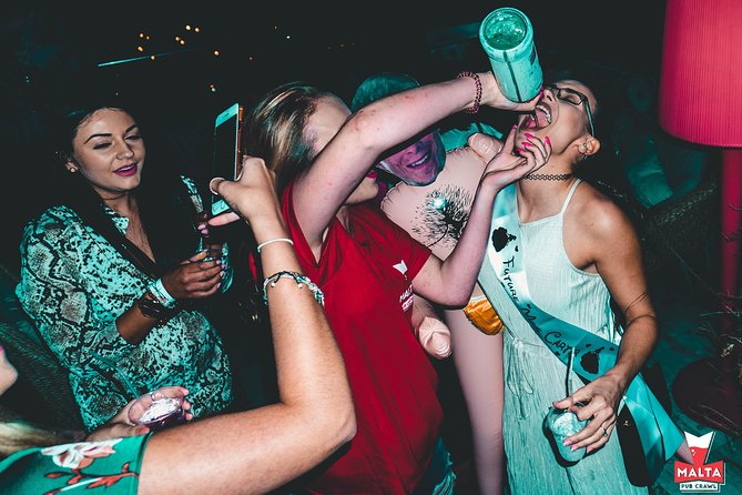 Malta: Pub Crawl Paceville and St Julian's with Drinks - Who will enjoy this night most