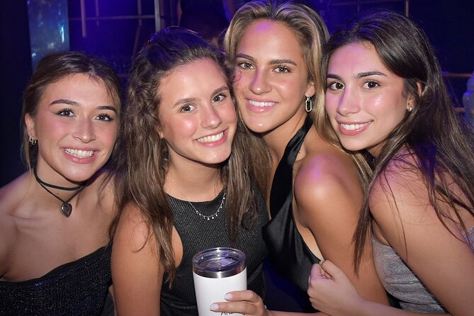 Mandala Cancun NightClub - Choosing admission or a drink upgrade