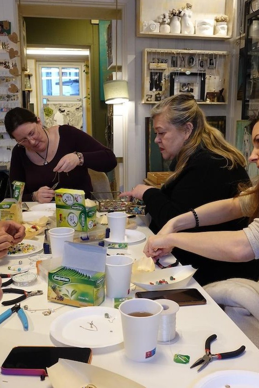 Maral Kunst : Jewelry Bar Experience (Jewelry Making) - A Personal Souvenir Made at Maral Kunst