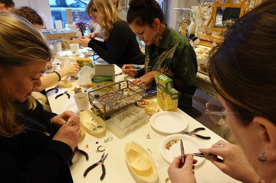 Maral Kunst : Jewelry Bar Experience (Jewelry Making) - Who Will Enjoy This Workshop Most?