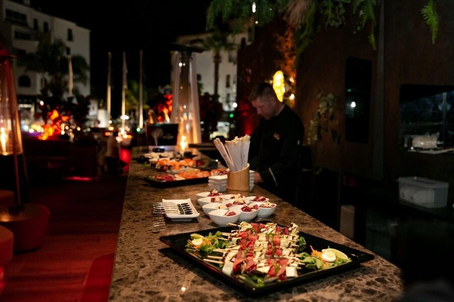Marbella: Puerto Banus Night Life Walking Tour - What the first drink really adds