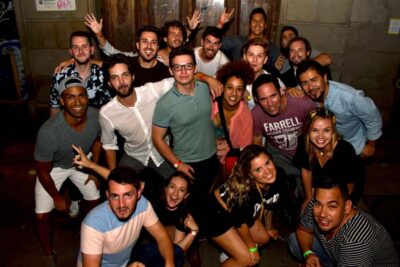 Weekly Bar Crawl: 5 Free shots, Club Entry