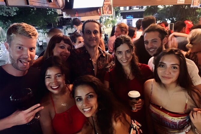 Mexico City Pub Crawl - Timing, pace, and crowded rooms