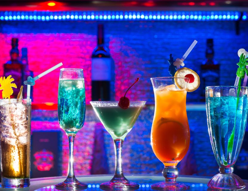 Miami: Ghosts, Boos and Booze Haunted Pub Crawl - Tropezón at Española Way and the Al Capone story