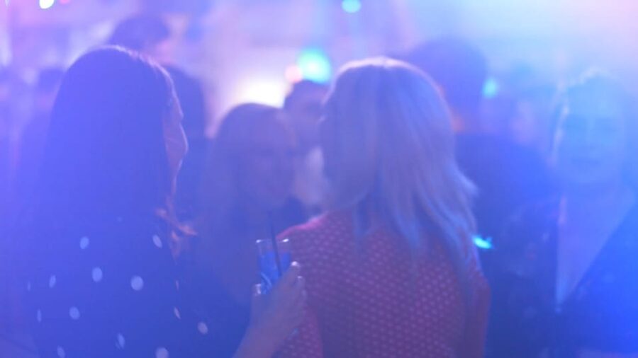 Milan: Ultimate Bar Crawl with Shots and VIP Club Access - Meeting at Ostello Bello and getting ready
