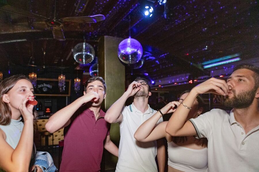 Munich: Bar and Club Crawl - The guides make the biggest difference
