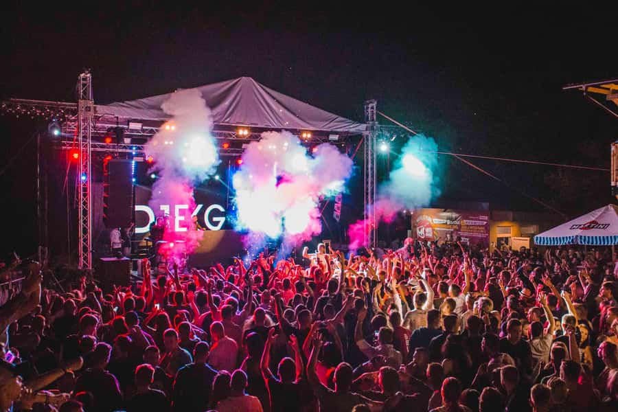 Nairobi nightlife thrill - What Nairobi Nightlife Thrill is really offering