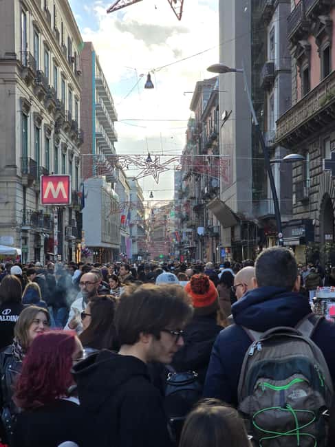 Naples Pub Crawl; from the first free Spritz to the Disco - Cocktails and wine in the historic center