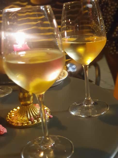 Naples Pub Crawl; from the first free Spritz to the Disco - Starting near Toledo with a free Spritz