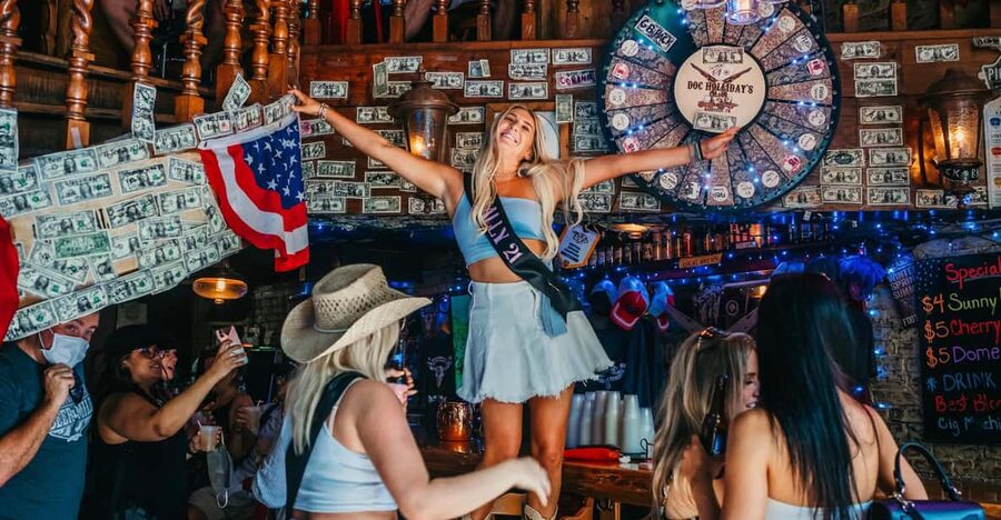Nashville Bar Crawl: Guided Pub Crawl with Drinks Discounts - Key points at a glance