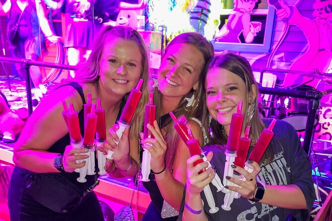 Nashville Bar Crawl with VIP Club Entrance and Bonus Shots - What VIP entry is worth on Lower Broadway