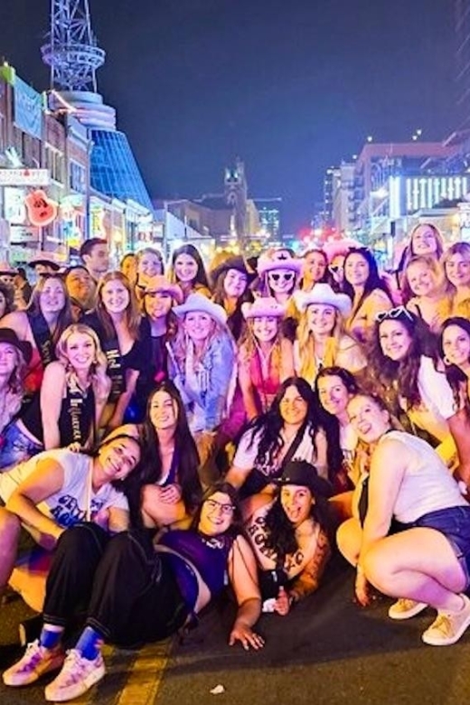 Nashville: Exclusive Entry and Special Offers VIP Bar Crawl - What happens inside the bars