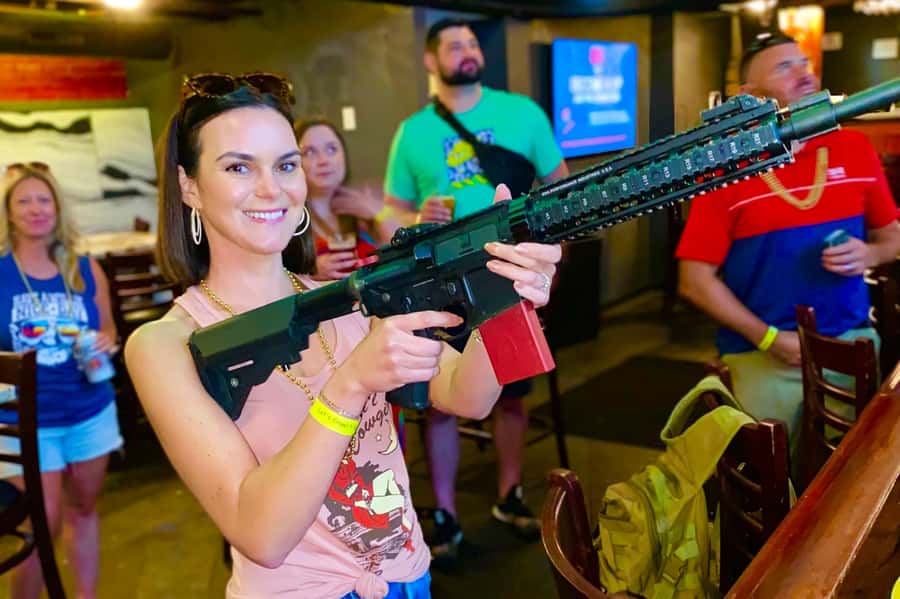 Nashville: Music City Pub Crawl - Five to six bars, each with a different role