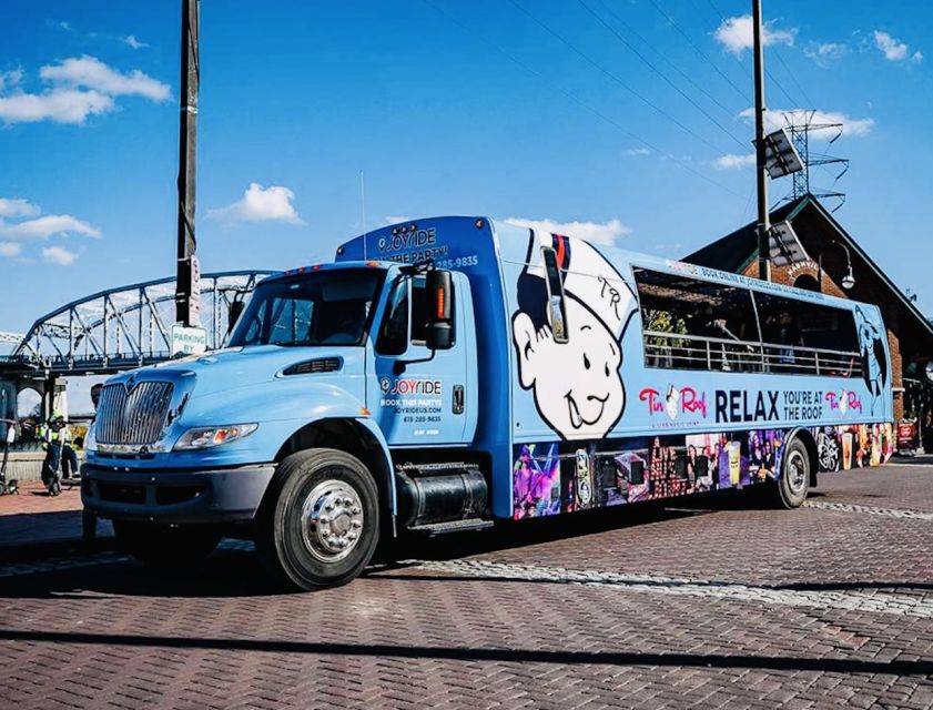Nashville: Party Bus with DJ and Bar - Weather, clothing, and comfort