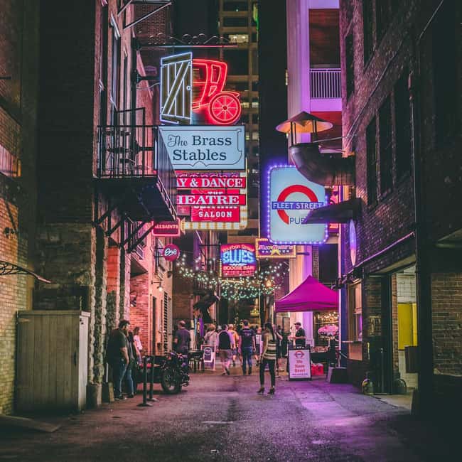Nashville: Prohibition Cocktail Crawl – Speakeasy Scandals - Small details that can shape your night