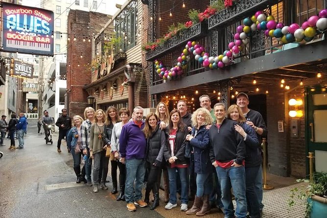Nashville's Honky-Tonk Walking Sightseeing Pub Crawl - The comedy guide is the main ingredient