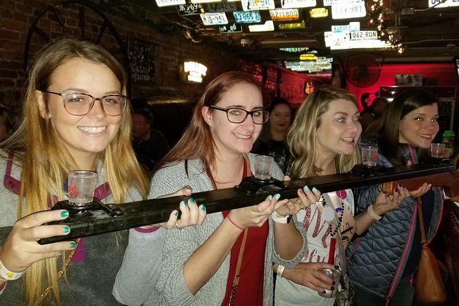 Nashville's Honky-Tonk Walking Sightseeing Pub Crawl - Who should book this Nashville evening