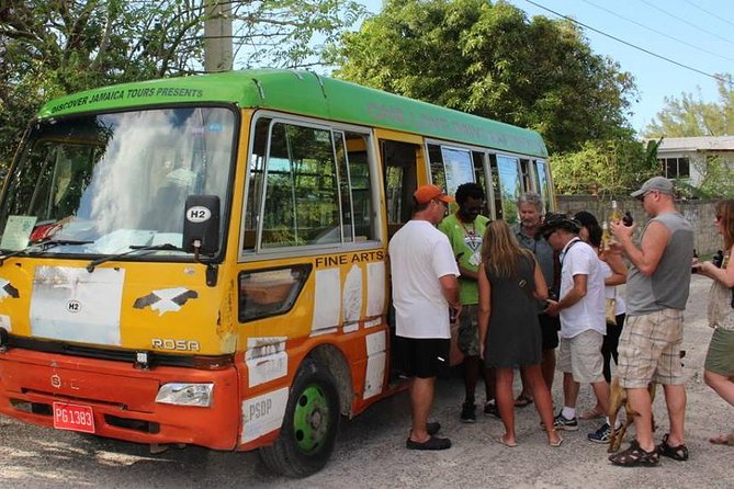 Negril One Love Bus Bar Crawl - The best scenic moments come between the drinks