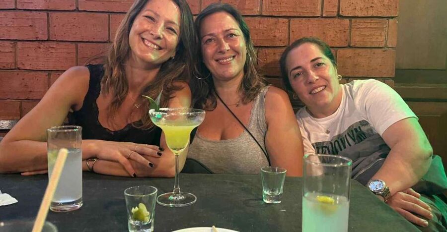 New Delhi: Private Guided Nightlife Experience with Drink - What the first drink adds to the night