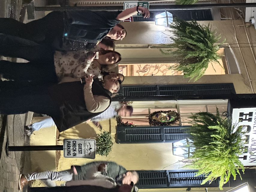 New Orleans: Ghost and Haunted Pub Crawl Tour with Free Shot - Is $18 a good value?