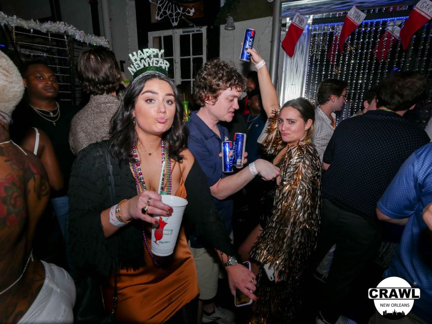 New Orleans: VIP Bar and Club Crawl Tour with Free Shots - Making the most of the included drinks
