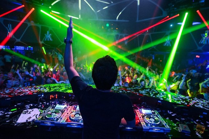 New York City Nightclub Tour - The guides can make or break the night