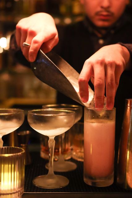 New York: Guided Walking Tour to Hidden Speakeasies - First hour: finding the right door in Lower Manhattan
