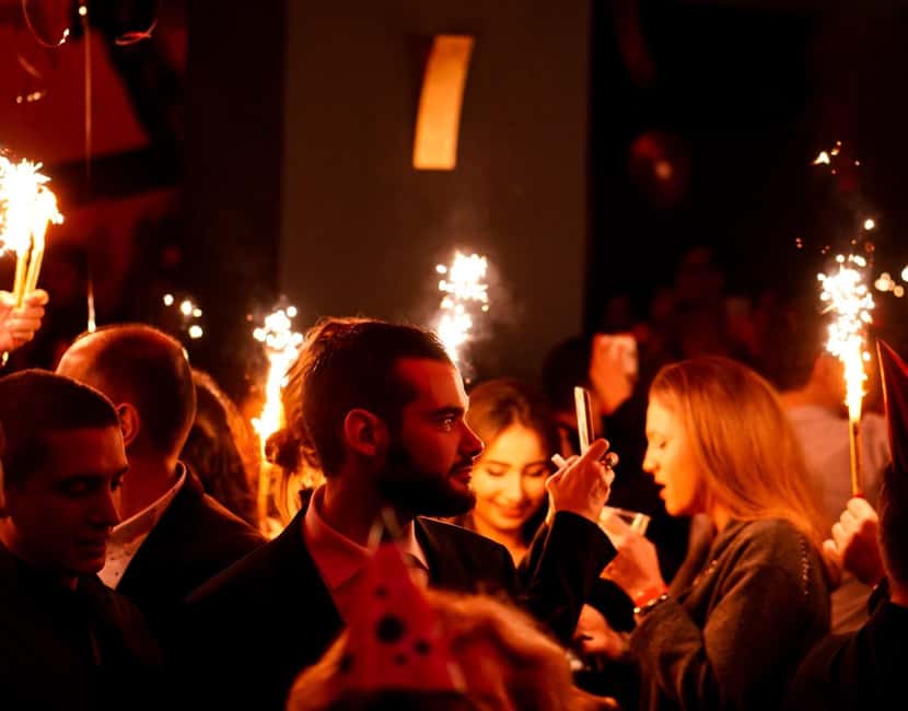 Nice: New Year’s Eve Bar Crawl 2026 - Moving through Nice’s bars and club