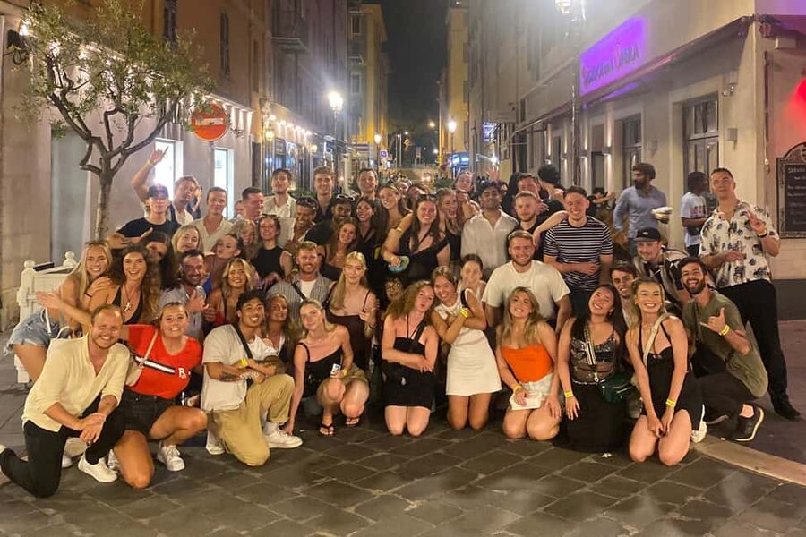 Nice: Ultimate Party Bar Crawl Free Shots & VIP Club Entry - Key points to know before you book