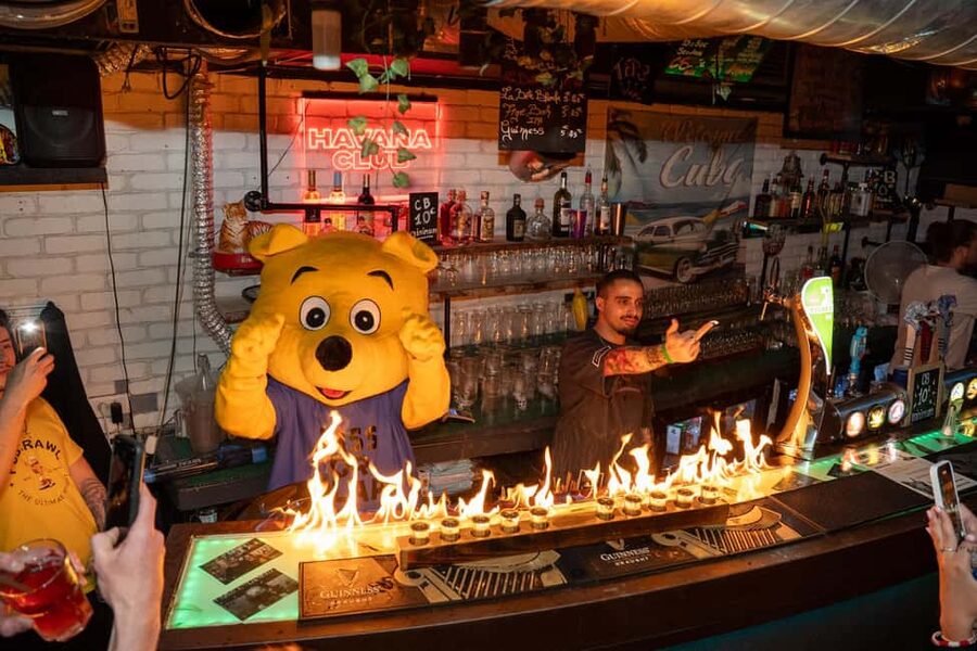 Nice : Yellow Pub Crawl - Social Bars, Games & Meet People - Why the icebreaker games are more than a gimmick