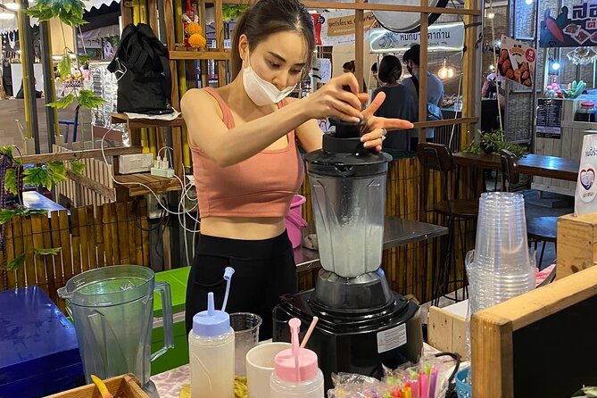 Night life in Bangkok - Jodd Fairs Train Night Market(Joint) - What Jodd Fairs Ratchada is really like