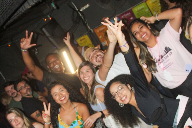 Night Walking Tour through the Bars of São Paulo - LiLi Club ends with Brazilian funk
