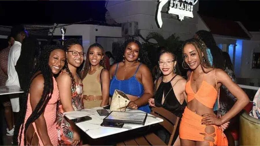 Nightlife: Club2727 Montego Bay with Optional Dinner - Key points at a glance