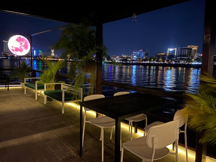 Nightlife three hours food tours - What the street-food portion adds