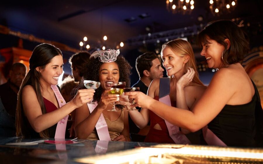 Nuremberg: Bar and Club Tour with Free Shots and Free Entry - Booking details worth knowing