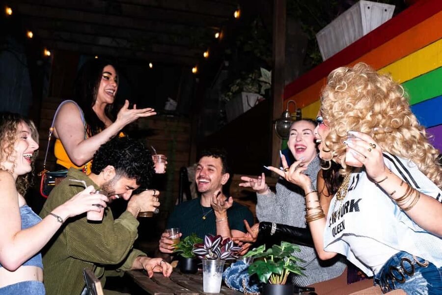 NYC: Fabulous Drag Night Out with a Drag Queen - Who will enjoy this New York night out?