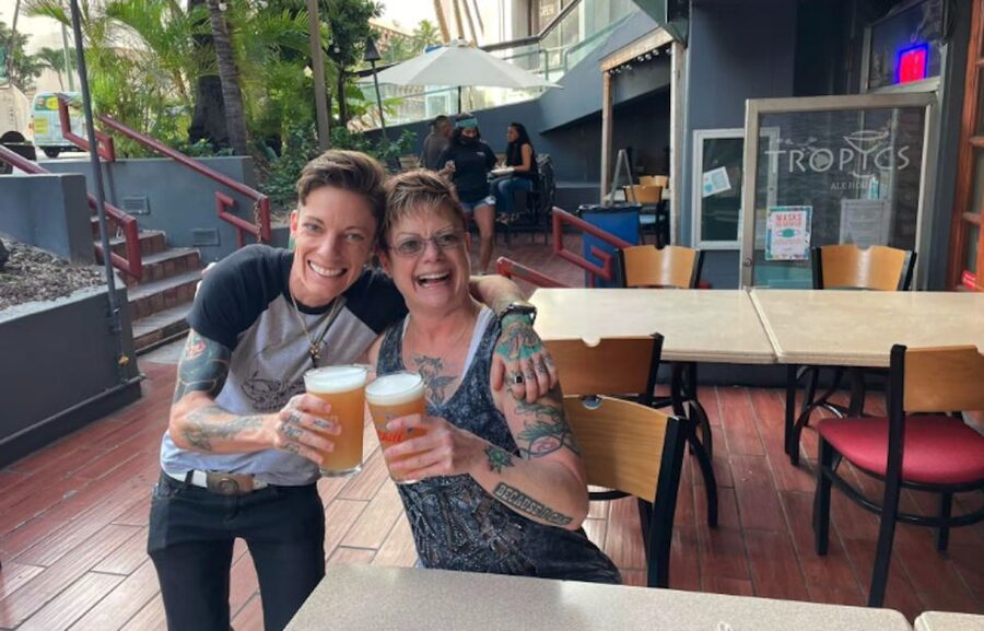 Oahu: Sips & Secrets of Hawaii Pub Crawl - Practical details that can save you trouble
