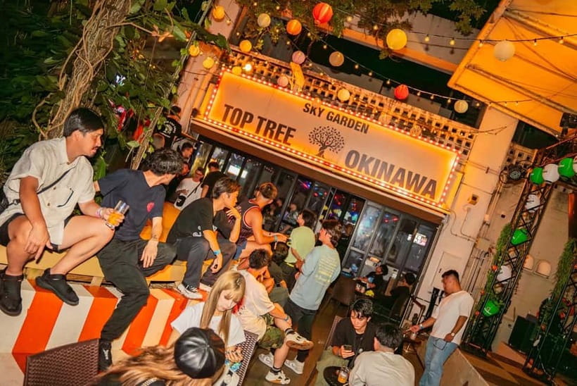 Okinawa:Sky BAR TOPTREE Nightclub Entry Ticket+Drink & VIP - A food hall at the top of Don Quijote