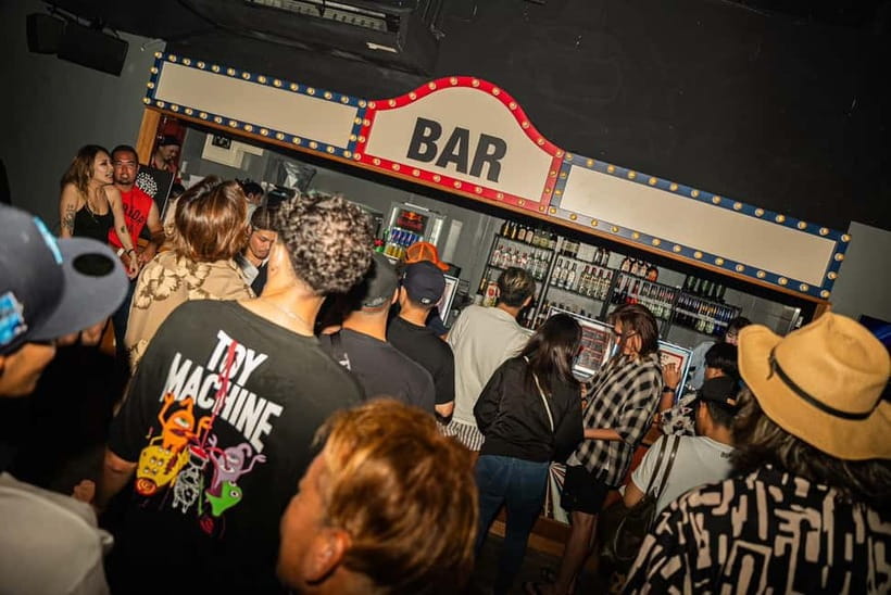 Okinawa:Sky BAR TOPTREE Nightclub Entry Ticket+Drink & VIP - Who will enjoy TOP TREE most