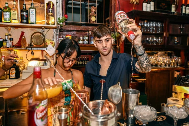Original Hamburg Pub Crawl Sex & Crime St. Pauli Tour - Should you book the St. Pauli pub crawl?