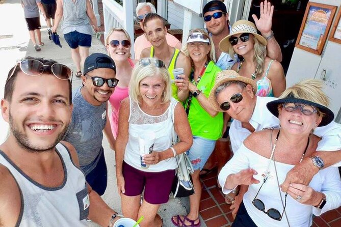 Original Key West Pub Crawl: The Best Bars with Free T-Shirt - Guides make or break the evening