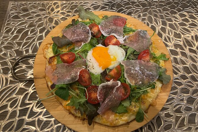 Osaka Authentic Local Izakaya Hopping Experience: Food & Drinks - Why the ultra-small group changes the night