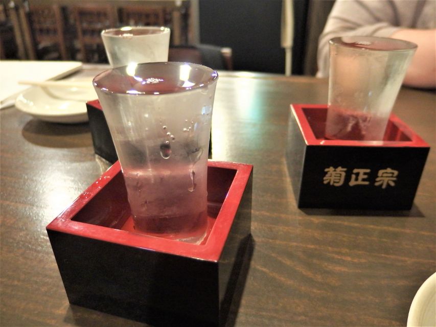 Osaka: Bar-Hopping Night Tour in Namba - Who will enjoy this evening most