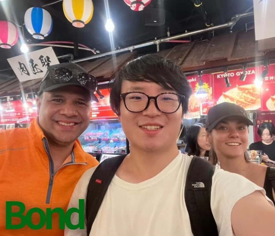Osaka : Bar Hopping Tour - Osaka after dark, one small bar at a time