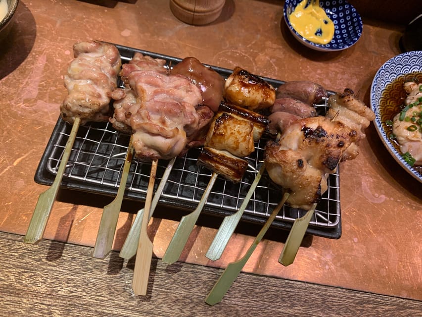 Osaka: Deep Food Tour and Bar Hopping in Namba - A short sightseeing break in the middle of Namba