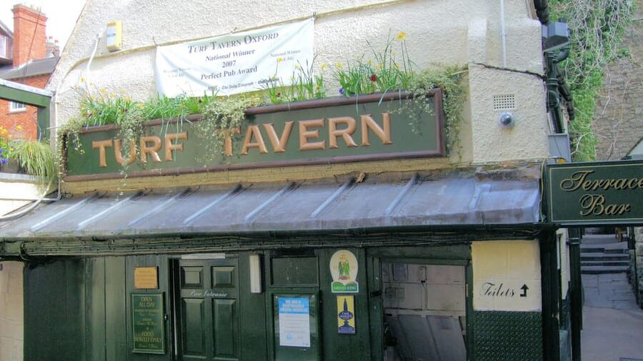 Oxford: Historic Pubs & Taverns Guided Walking Tour - Why Oxford’s pubs are worth an afternoon