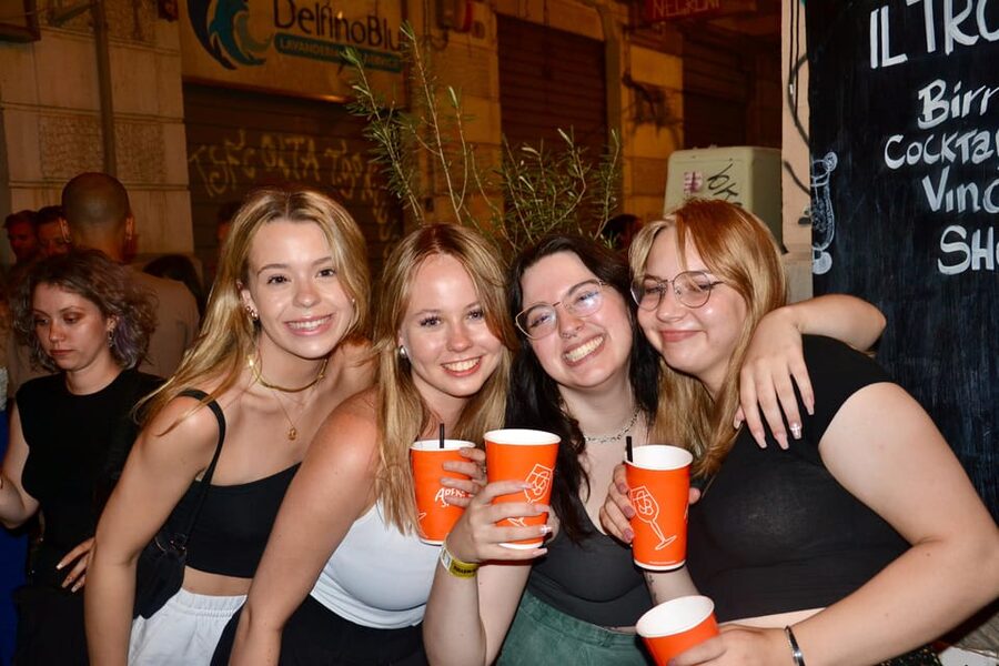 Palermo: Guided Bar Crawl with Shots and Discounts on Drinks - Stop five: finishing near Via Chiavettieri