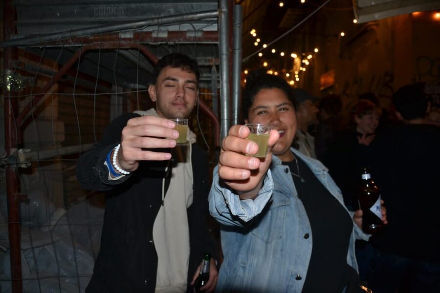 Palermo: Guided Bar Crawl with Shots and Discounts on Drinks - Practical advice for a smoother evening