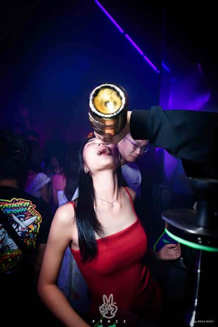 Paris After Dark: Speakeasy, Cocktails, Local Bars & Clubs - The 13th arrondissement finishes with bigger energy